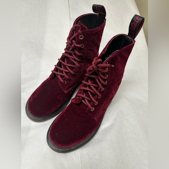 Dr. Martens 1460 Pascal Cherry ‘Page’ Limited Red Velvet Women’s🍒 - Picture 5 of 8